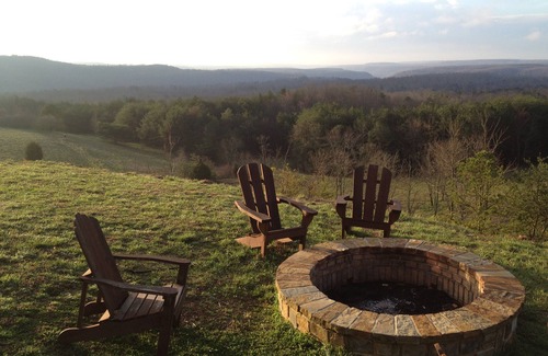 Saint Andrews Cabina | 4 Bedroom Cabin sits on 580 acres with speculator views. Abuts Coalmont ATV park