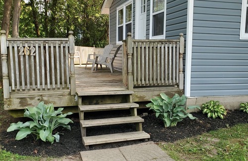 Southampton Cabaña | 4 Bedroom Cottage - steps to beautiful Southampton Beach