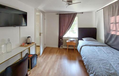 Hoor Municipality Apartamento | 4 Bedroom Cozy Apartment In Höör