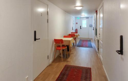 Hoor Municipality Apartamento | 4 Bedroom Cozy Apartment In Höör