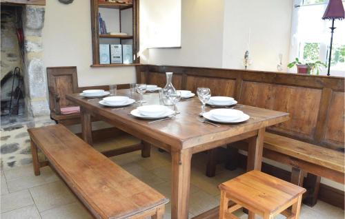Monthuchon Casa | 4 Bedroom Cozy Home In Monthuchon