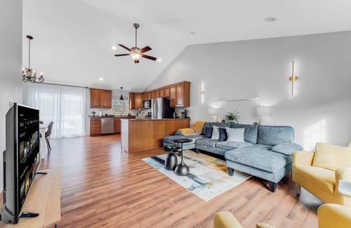 Cheat Lake Casa | 4-Bedroom Family-Friendly Home in Morgantown, WV Near Cheat Lake