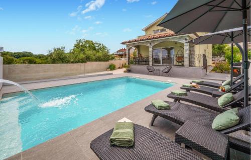 Pula Casa | 4 Bedroom Gorgeous Home In Pula