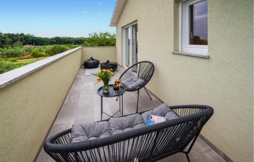 Pula Casa | 4 Bedroom Gorgeous Home In Pula