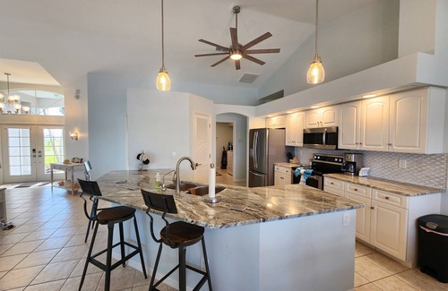Burnt Store Casa | 4-bedroom Gulf access, heated pool, lanai, dock