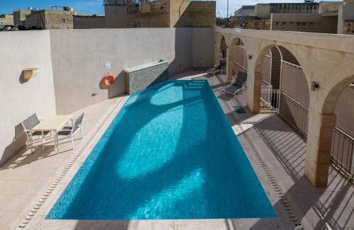 Gharb Casa | 4 Bedroom Holiday Home with Private Pool