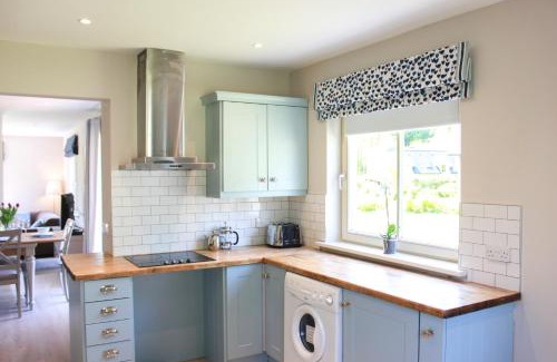 Kenmare Casa | 4 bedroom holiday home with wheelchair accessible bathroom 2km from Kenmare