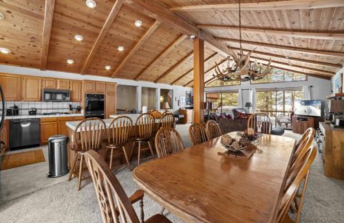 Truckee Casa | 4 Bedroom Home at 392 Skidder Trail home