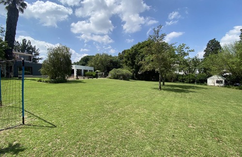 Greater Johannesburg Metropolitan Area Casa | 4 Bedroom House, Bryanston The Ridgeback