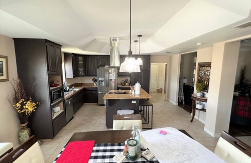 McAllen Casa | 4-bedroom house in charming McAllen with WiFi, AC. Book now