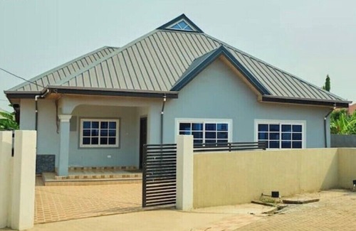 Madina Casa | 4-bedroom house in marvelous Madina with WiFi, AC. Enjoy your stay