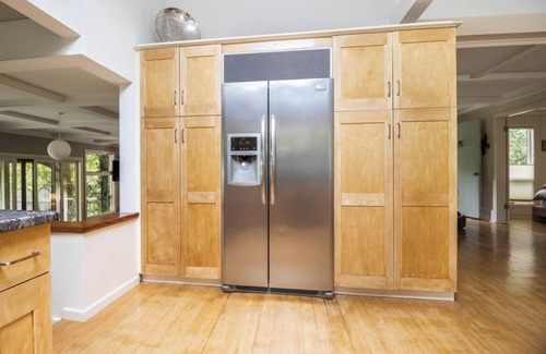 Haversham Casa | 4-bedroom house in Shelter Harbor w/ private access to pristine Weekapaug Beach