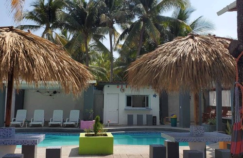 La Libertad Casa | 4-bedroom house in fabulous La Libertad with WiFi, AC