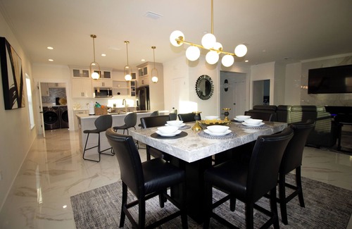Pretty Bayou Casa | 4-bedroom house in fabulous Panama City with fitness room, WiFi