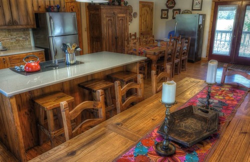 Utopia Casa | 4-bedroom house in Utopia with 450’ of private crystal clear Sabinal river front