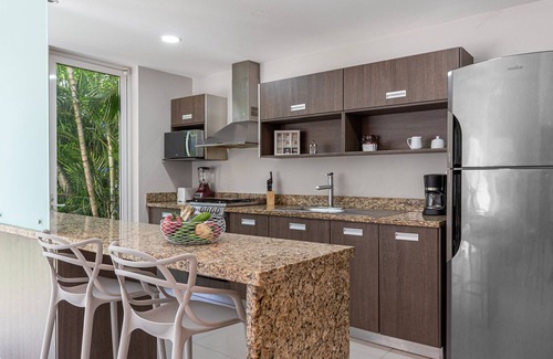 Cancun Casa | 4 bedroom house- private pool!