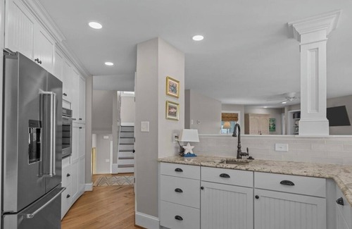 Morehead City Casa | 4-bedroom house in amazing Atlantic Beach with beautiful views of the sound