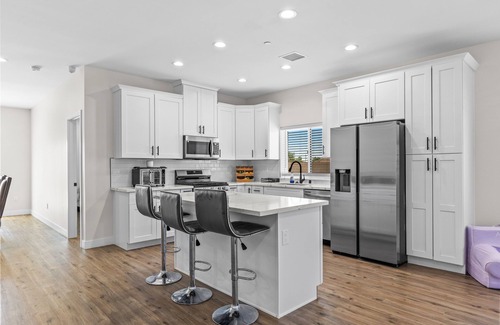 California City Casa | 4-bedroom house in delightful California City with AC