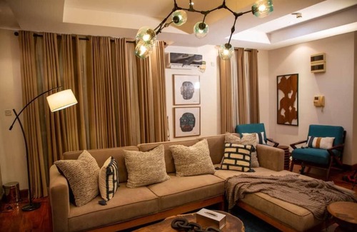 Ofin Apartamento | 4-bedroom Ikoyi - private chef & Janitor, 2 options of High-speed internet, A.c