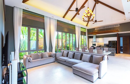 Choeng Thale Villa | Villa con piscina de lujo de 4 dormitorios de XXIV Villa (abierta en 2019)