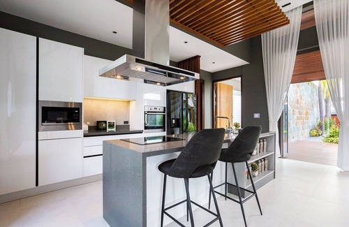 Choeng Thale Villa | Villa con piscina de lujo de 4 dormitorios de XXIV Villa (abierta en 2019)