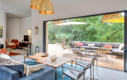 Sillans-la Cascade Casa | 4 Bedroom Lovely Home In Sillans La Cascade