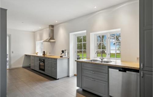 Naestved Casa | 4 Bedroom Lovely Home In Næstved