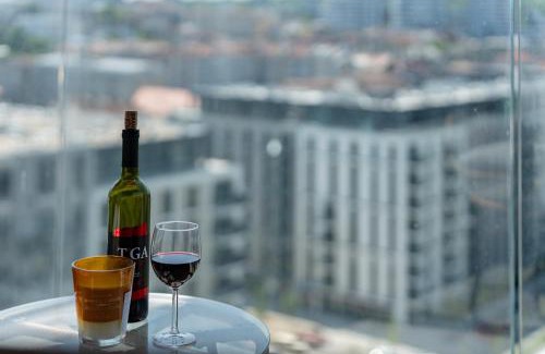 Sarajevska Apartamento | 4 bedroom luxury apartment with park & river view