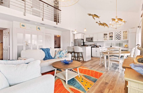 Ocean Isle Beach Casa | 4 Bedroom, newly updated on a Natural Canal!
