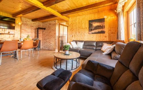 Gospic Casa | 4 Bedroom Nice Home In Gospic