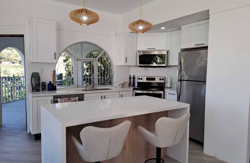 El Ocotal Casa | 4-bedroom ocean view house in beautiful Playa Ocotal with AC and plunge pool.