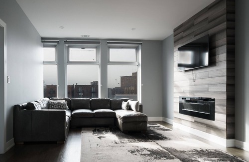 Wicker Park Apartamento | 4 Bedroom Penthouse Loft in Heart of Wicker Park with Parking
