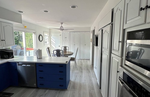 Sussex Casa | Fabulous 4-bedroom house with WiFi in Sussex