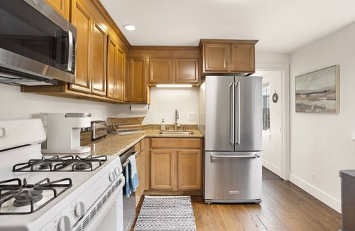 Chico Casa | 4 bedroom Private House in Central Chico