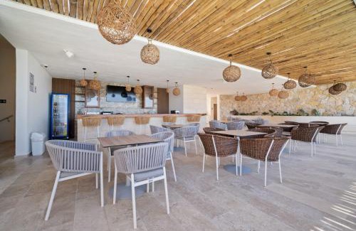 Miramar Apartamento | 4 Bedroom Siela Beachfront Luxury Apartment