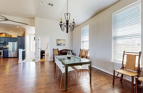 Spicewood Casa | 4-bedroom spacious home with guest house & pool, located on 9 acres of land