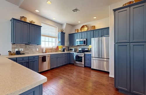 Spicewood Casa | 4-bedroom spacious home with guest house & pool, located on 9 acres of land