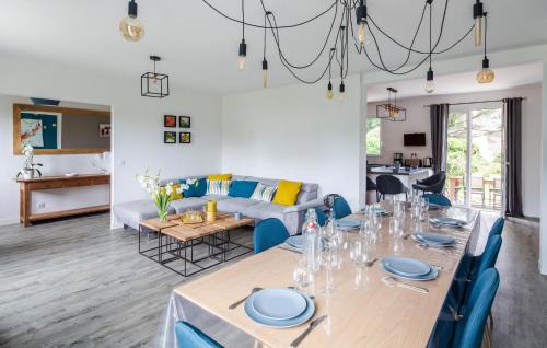 Cancale Casa | 4 Bedroom Stunning Home In Cancale