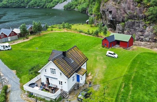 Fjæra Casa | Impresionante casa de 4 dormitorios en.