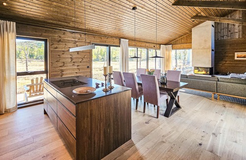 Kroderen Casa | Impresionante casa de 4 dormitorios en.