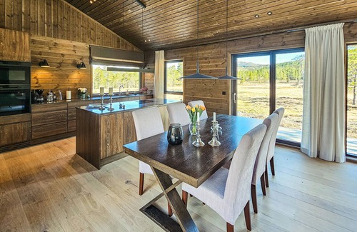 Kroderen Casa | Impresionante casa de 4 dormitorios en.