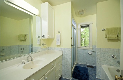 Lookout Mountain Casa | HOMBRE DE ACERO ! 4 Bedroom upscale neighborhood open concept HogarNiños 14yrs +