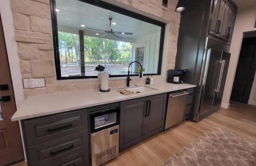 Kingston Casa | 4-bedroom vacation home just 5 minutes from Lake Texoma