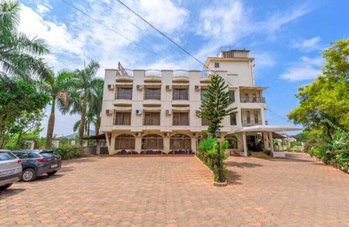 Rao Colony Villa | 4-bedroom villa in delightful Lonavala with AC