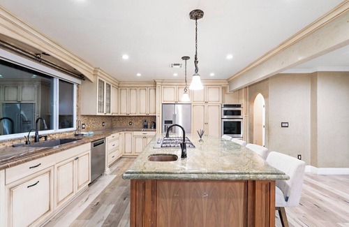 Studio City Villa | 4-bedroom villa in enchanting Los Angeles Jacuzzi