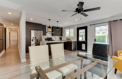 West Hills Casa | 4 Bedroom West Hills Charmer with Pool