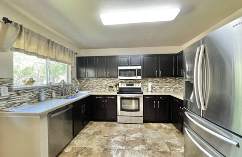 Wetmore Casa | 4 Bedroom with Downstairs Bedroom and Full Bath