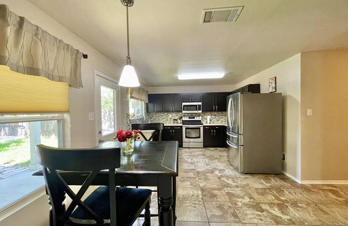 Wetmore Casa | 4 Bedroom with Downstairs Bedroom and Full Bath