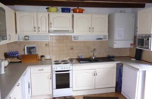 Peaule Casa | Detached 4-bed rural stone house close to attractions great for 2-8/10 people