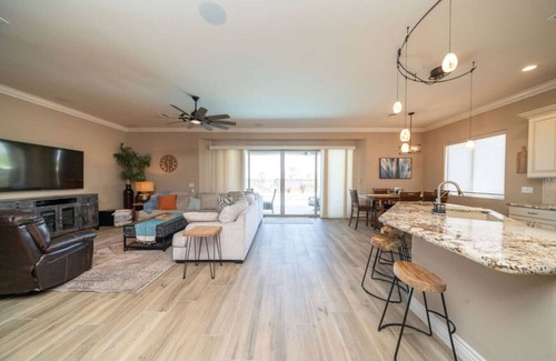 Lake Havasu City Casa | 4 Bedrooms 3 Bath Pool BBQ Bar Lake View